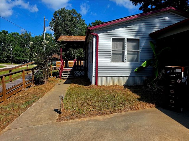 149 Antigua Drive, Point Blank, TX 77364