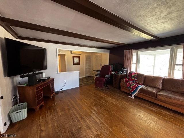 53 Carlton Ave, Ewing Twp., NJ 08618