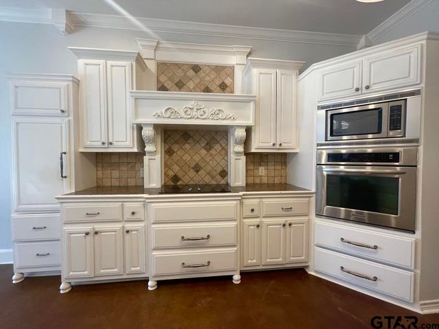 23211 FM 1995, Lindale, TX 75771
