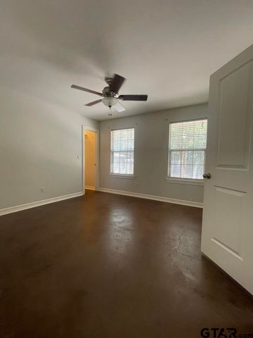 23211 FM 1995, Lindale, TX 75771