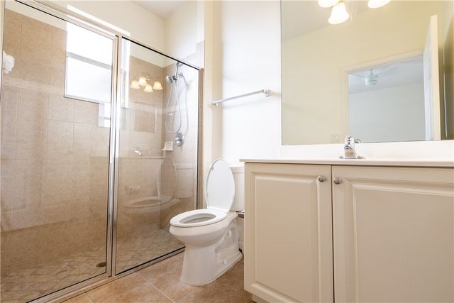 2108 Timberlake Circle 3, Vero Beach, FL 32966