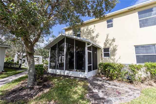 2108 Timberlake Circle 3, Vero Beach, FL 32966