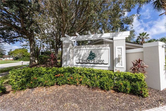 2108 Timberlake Circle 3, Vero Beach, FL 32966