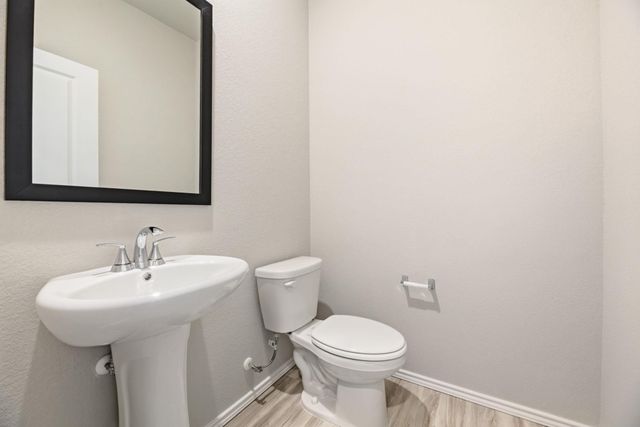 12809 Village Spun PLZ, Buda, TX 78610