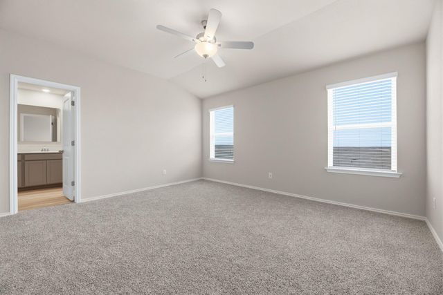 12809 Village Spun PLZ, Buda, TX 78610