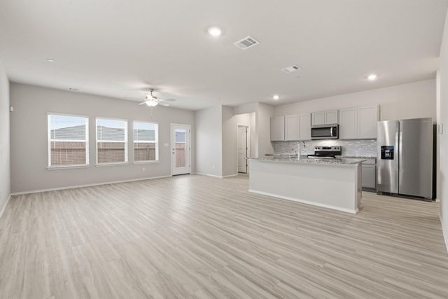 12809 Village Spun PLZ, Buda, TX 78610