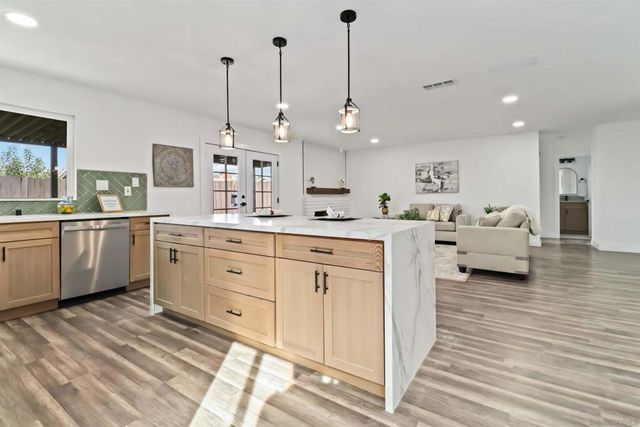 10902 Whippletree Ln., Spring Valley, CA 91978