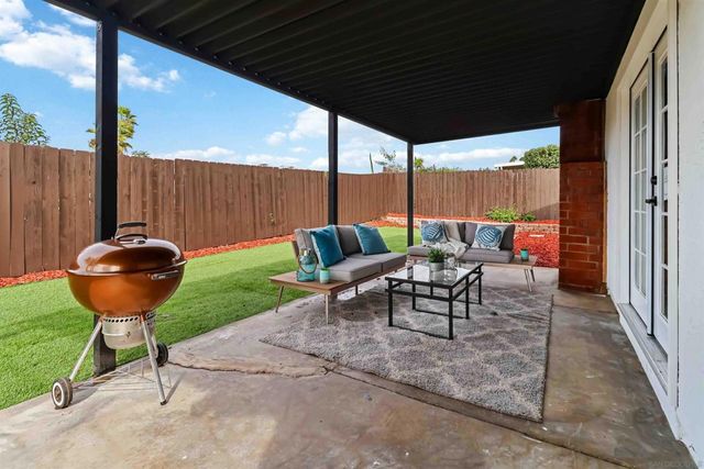 10902 Whippletree Ln., Spring Valley, CA 91978