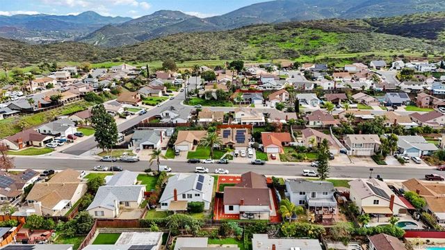 10902 Whippletree Ln., Spring Valley, CA 91978