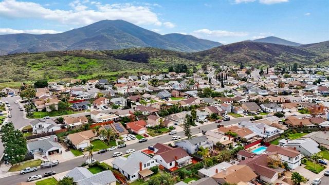 10902 Whippletree Ln., Spring Valley, CA 91978