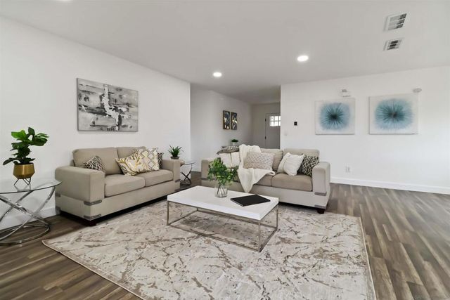 10902 Whippletree Ln., Spring Valley, CA 91978