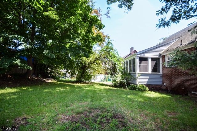 441 9Th Ave, Paterson City, NJ 07514