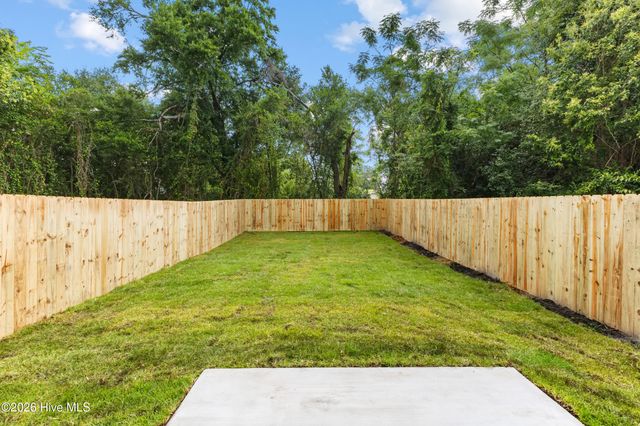 607 Marstellar Street, Wilmington, NC 28401