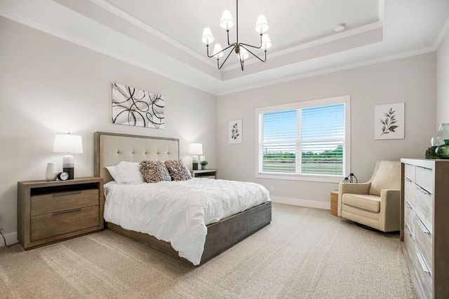 17429 Gillette Street, Overland Park, KS 66221