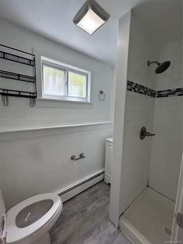 21a thorney Avenue, Huntington Station, NY 11746