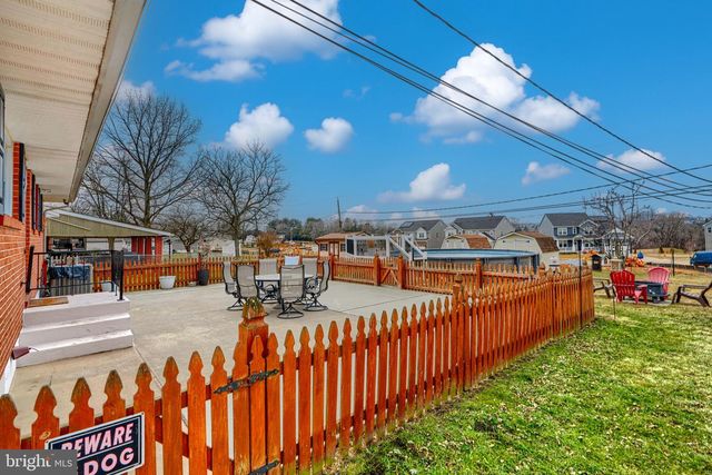 9518 HOLIDAY MANOR RD, Baltimore, MD 21236