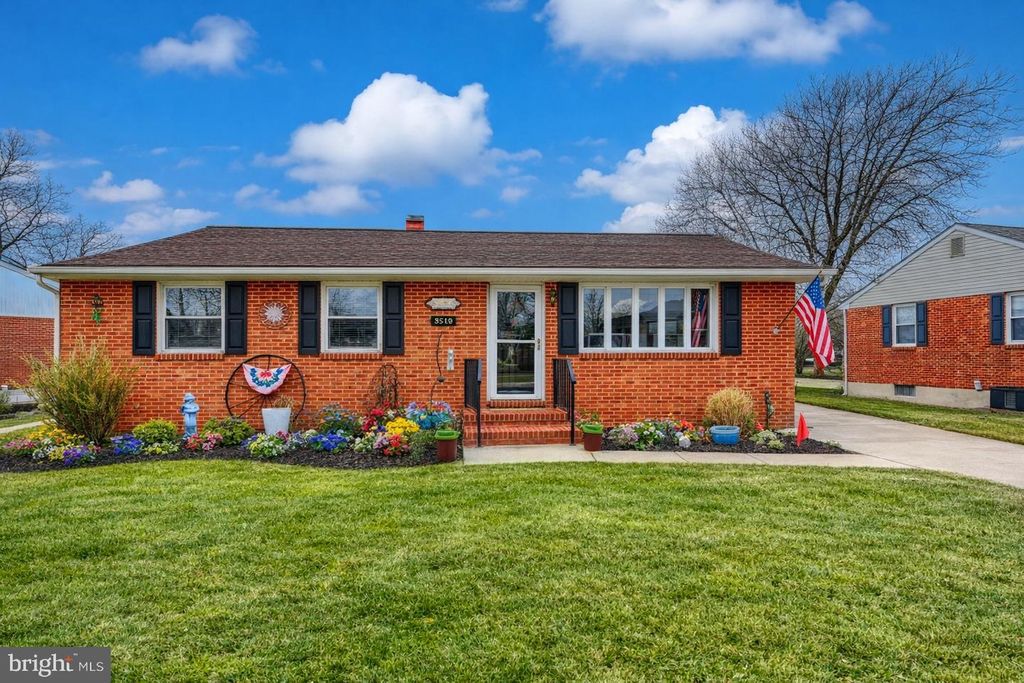 9518 HOLIDAY MANOR RD, Baltimore, MD 21236