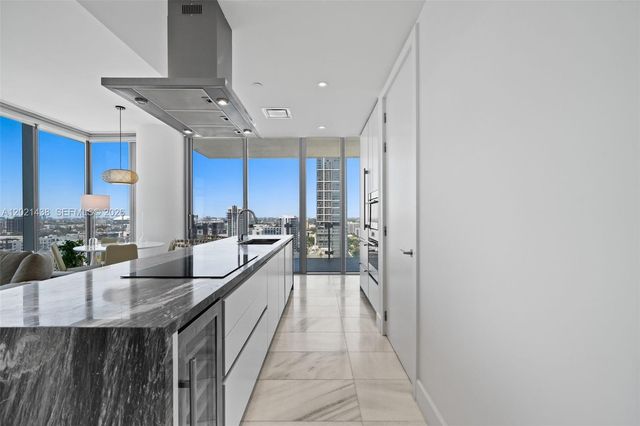 700 NE 26th Ter 2105, Miami, FL 33137