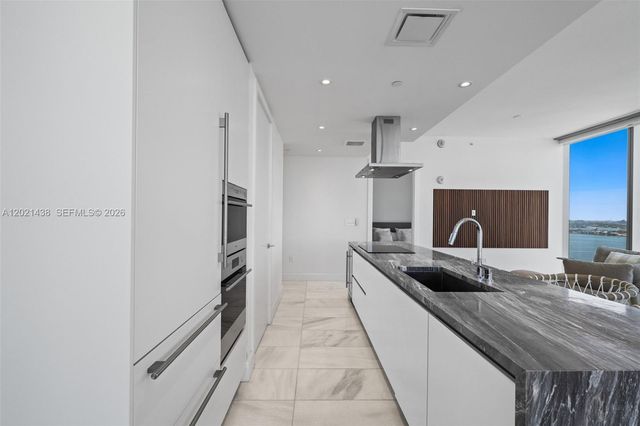 700 NE 26th Ter 2105, Miami, FL 33137
