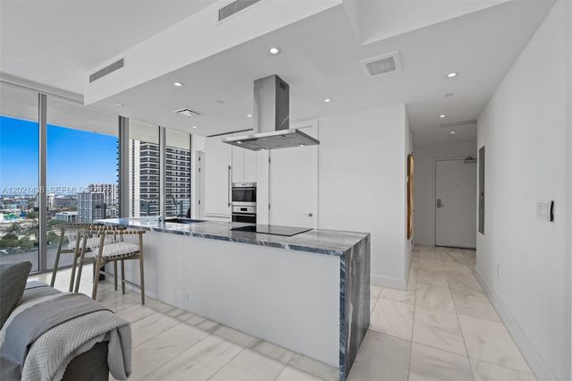 700 NE 26th Ter 2105, Miami, FL 33137
