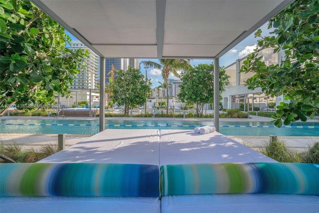 700 NE 26th Ter 2105, Miami, FL 33137