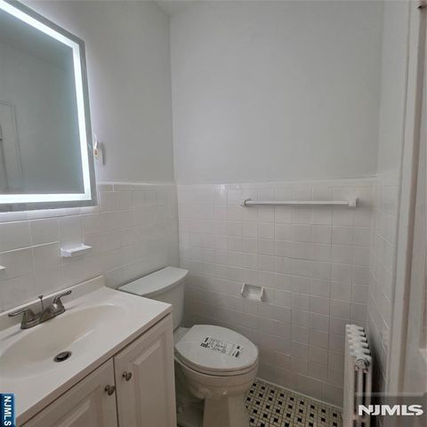 78 Main Street 2, Hackensack, NJ 07601