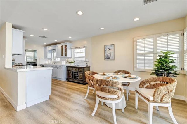 5450 Nagle Avenue, Sherman Oaks, CA 91401