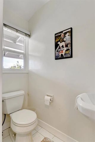 5450 Nagle Avenue, Sherman Oaks, CA 91401