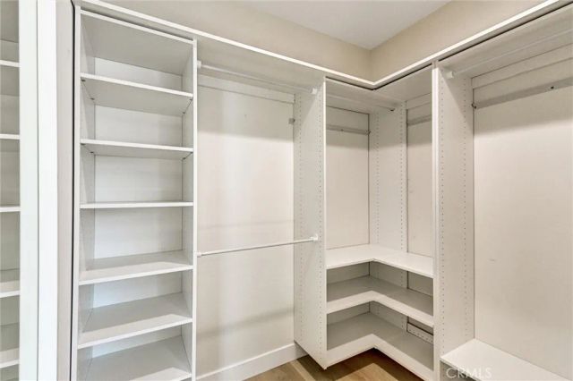 5450 Nagle Avenue, Sherman Oaks, CA 91401