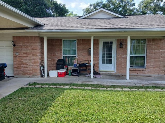 10323 Southport Drive, Houston, TX 77089