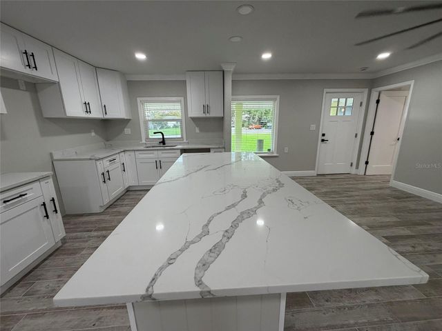 8715 DRIFTWOOD DRIVE, Tampa, FL 33615