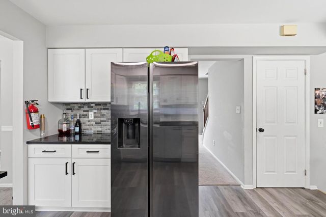 29 WILSON DR, Sicklerville, NJ 08081