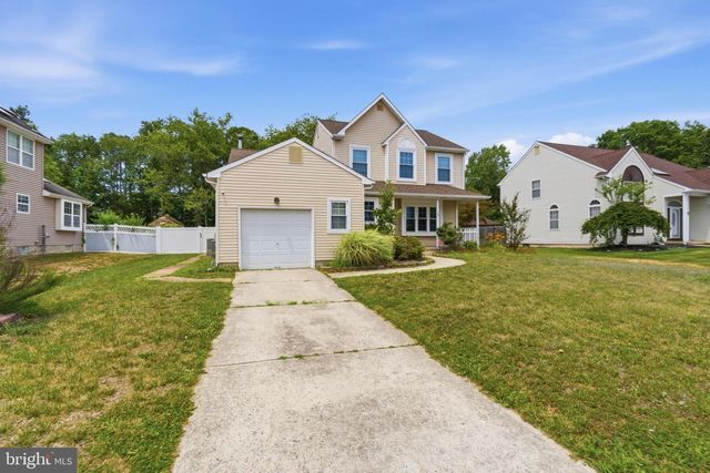 29 WILSON DR, Sicklerville, NJ 08081
