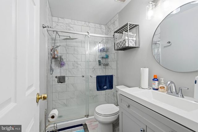 29 WILSON DR, Sicklerville, NJ 08081