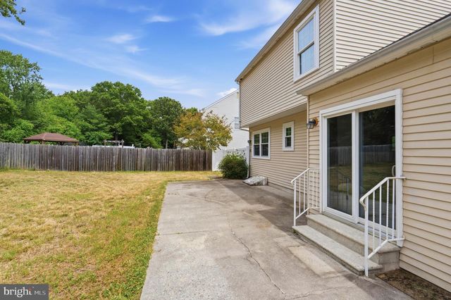 29 WILSON DR, Sicklerville, NJ 08081