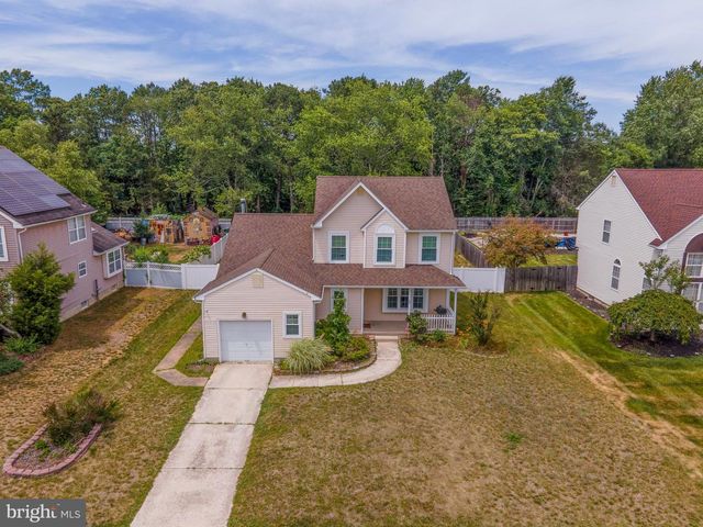 29 WILSON DR, Sicklerville, NJ 08081