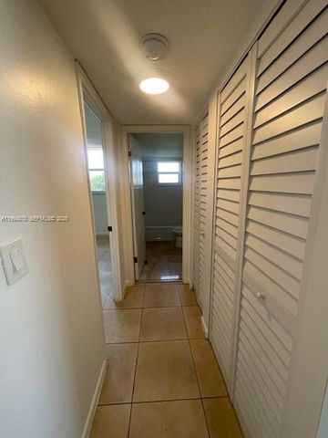 1830 Dixieanna St 606, Hollywood, FL 33020