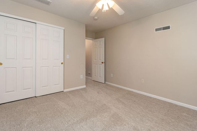 5328 Knotting Woods Drive, Westerville, OH 43081