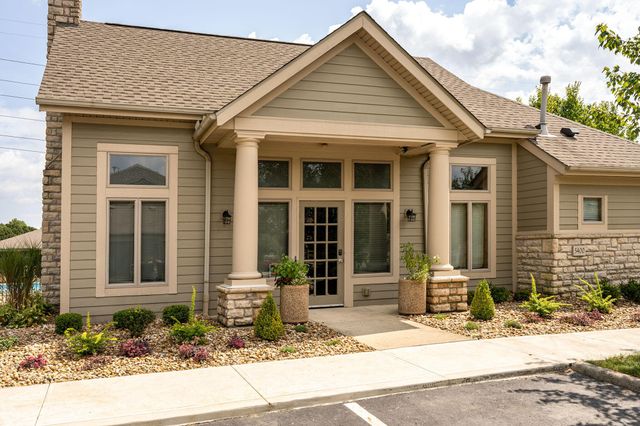 5328 Knotting Woods Drive, Westerville, OH 43081