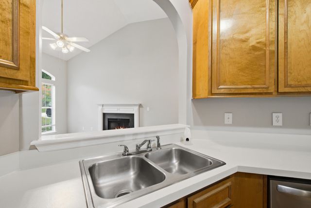 119 Round Table Lane, Goose Creek, SC 29445