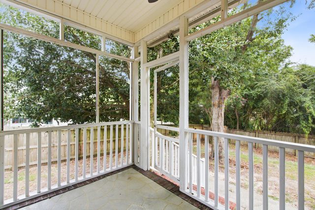 119 Round Table Lane, Goose Creek, SC 29445