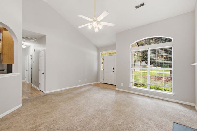 119 Round Table Lane, Goose Creek, SC 29445