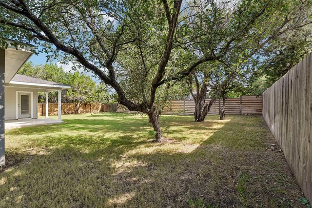 20102 Lee LN, Lago Vista, TX 78645
