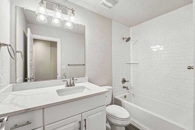 20102 Lee LN, Lago Vista, TX 78645