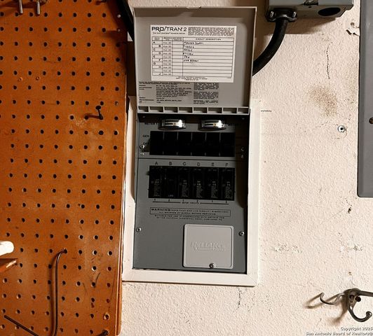 11 Bedford Oaks, San Antonio, TX 78254