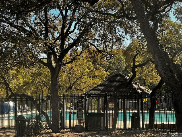11 Bedford Oaks, San Antonio, TX 78254
