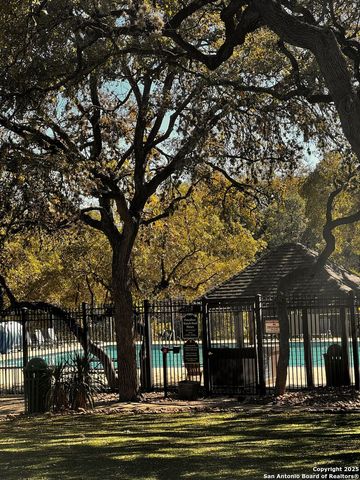 11 Bedford Oaks, San Antonio, TX 78254