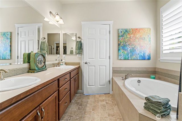 6832 Bellamae Court SW, Tumwater, WA 98512
