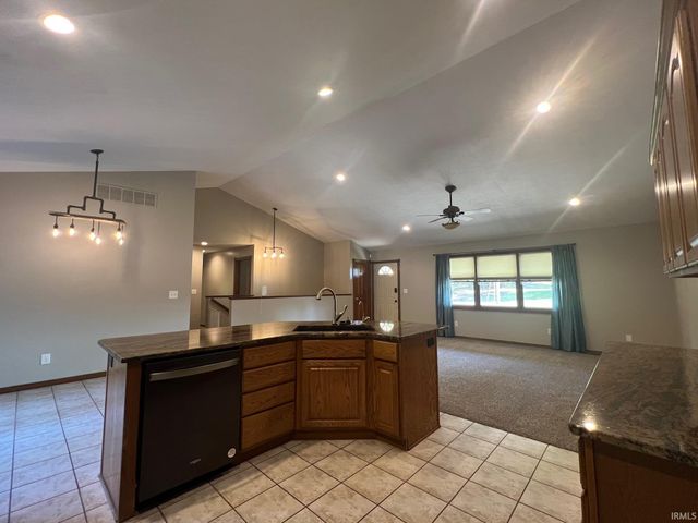 13727 E Timber Trace Drive, Solsberry, IN 47459