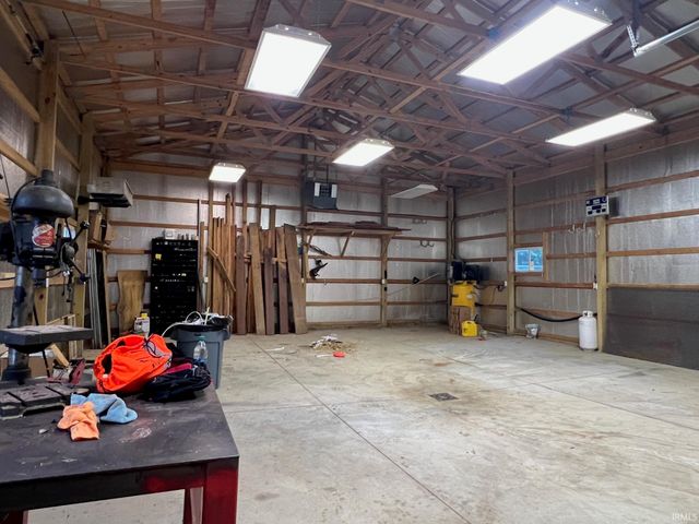 13727 E Timber Trace Drive, Solsberry, IN 47459